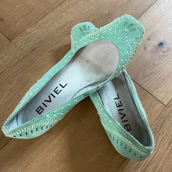 BIVIEL Low heal - aquamarine/mint color, size 7 - Picture 2 of 4